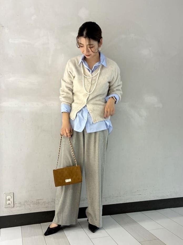 Rinさんの「UNTITLED｜【ふわふわニット/前後2WAY】フォックスカシミヤカーディガン」を使ったコーディネート
