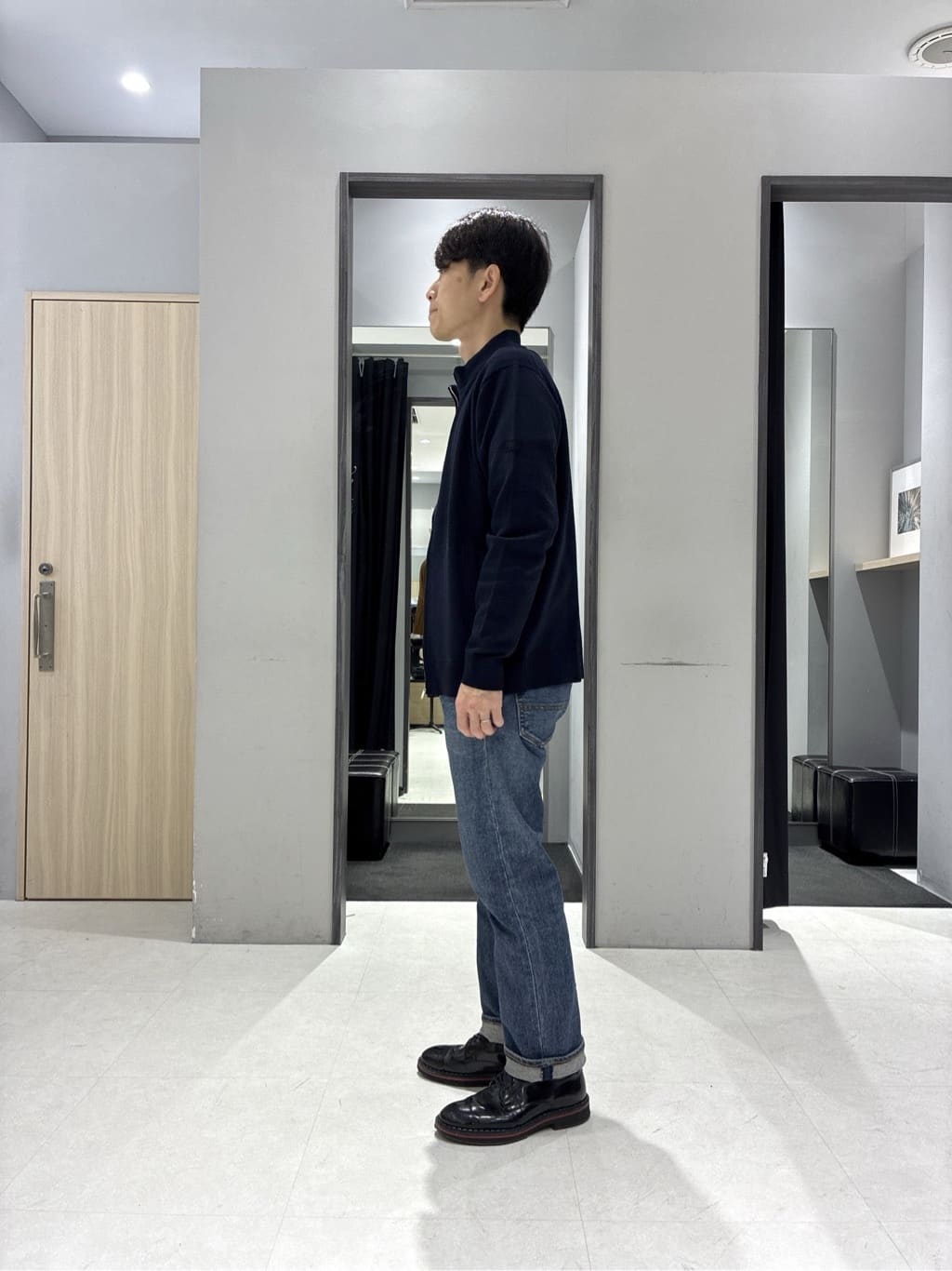 わいずみさんの「TAKEO KIKUCHI｜アンチピリング ジップアップ ニット」を使ったコーディネート
