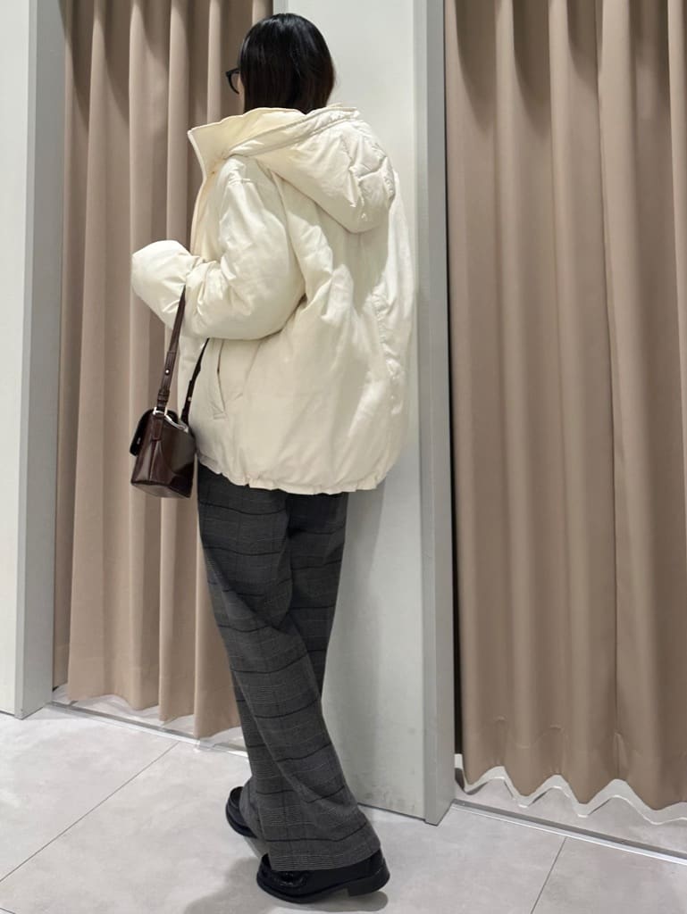 cottonさんの「THE SHOP TK｜【ぎゅっとされているような暖かさ】撥水中綿ブルゾン」を使ったコーディネート