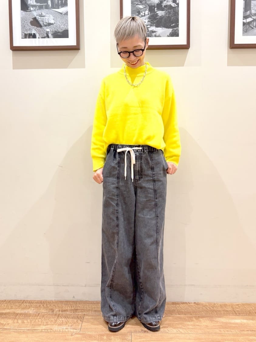 Ayumiさんの「SHOO･LA･RUE｜フェイクファーブルゾン」を使ったコーディネート