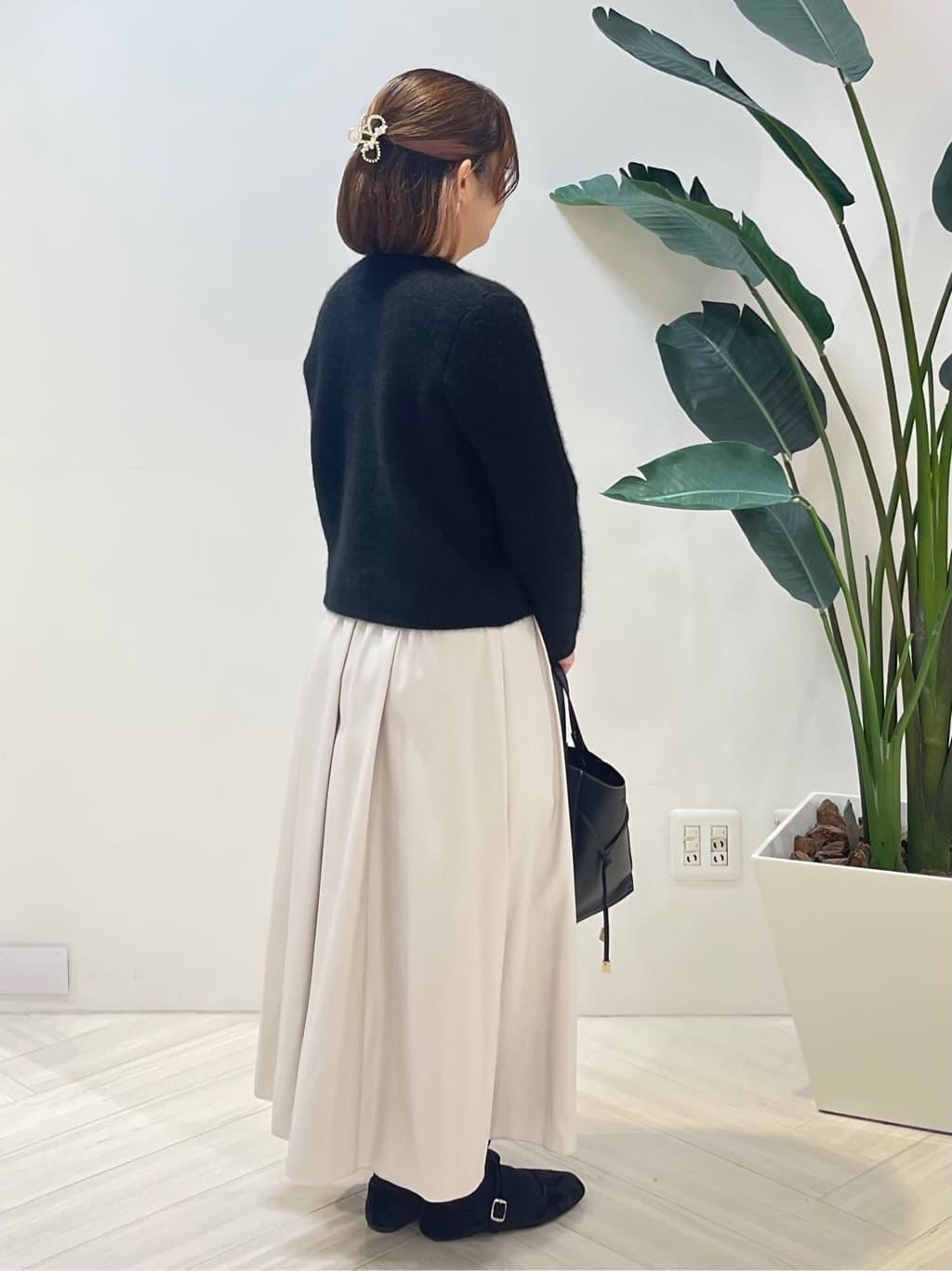 Tomoさんの「UNTITLED｜レザー調ギャザースカート」を使ったコーディネート