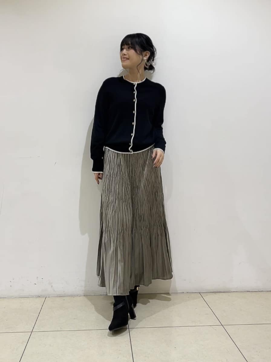 watanabeさんの「UNTITLED｜【アンサンブル可/洗える】ウォームスパン カーディガン」を使ったコーディネート