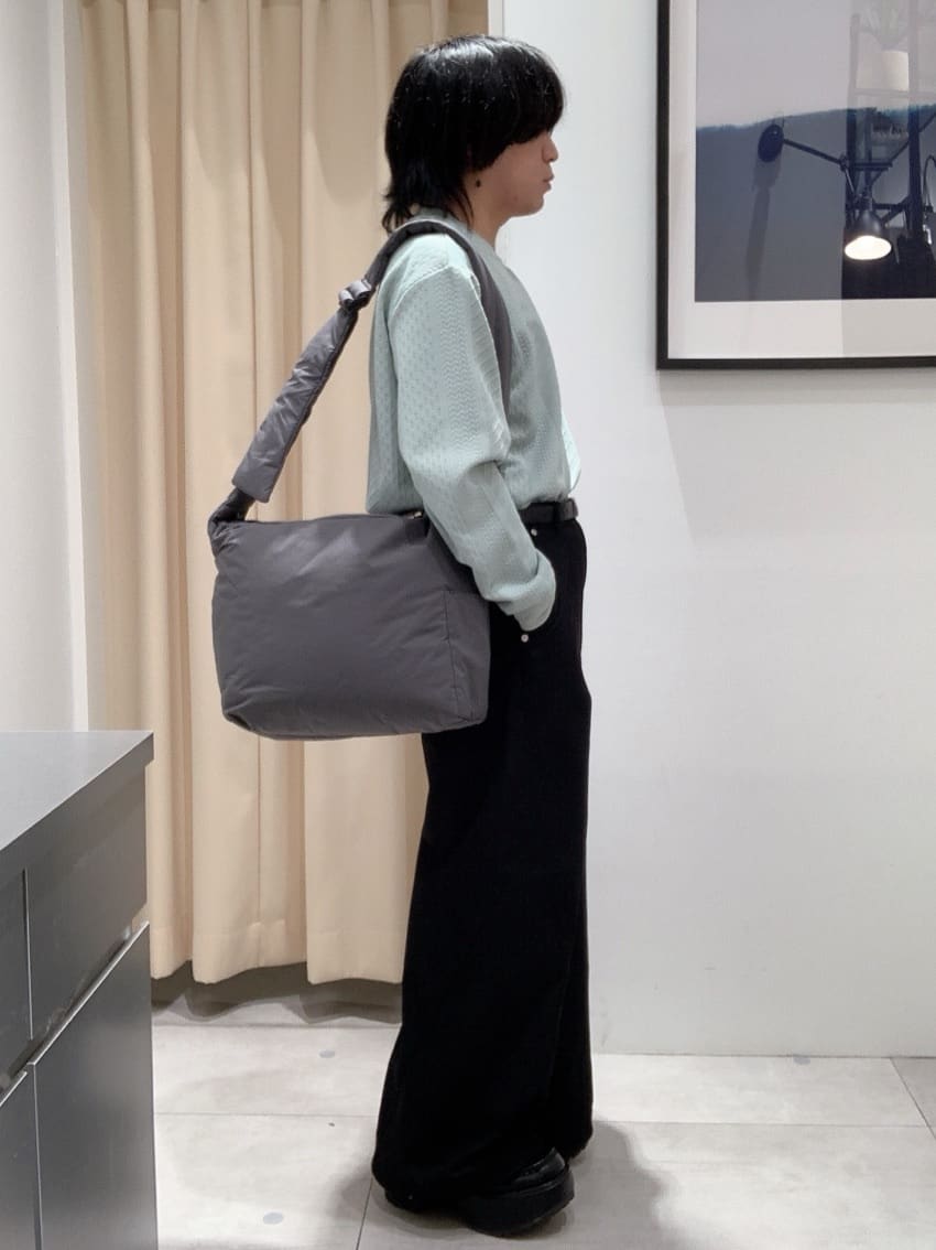 坂。さんの「THE SHOP TK｜【無地に飽きた方へ】ふくれジャカードスウェット　洗濯機OK/6色展開/ユニセックスでおすすめ！」を使ったコーディネート
