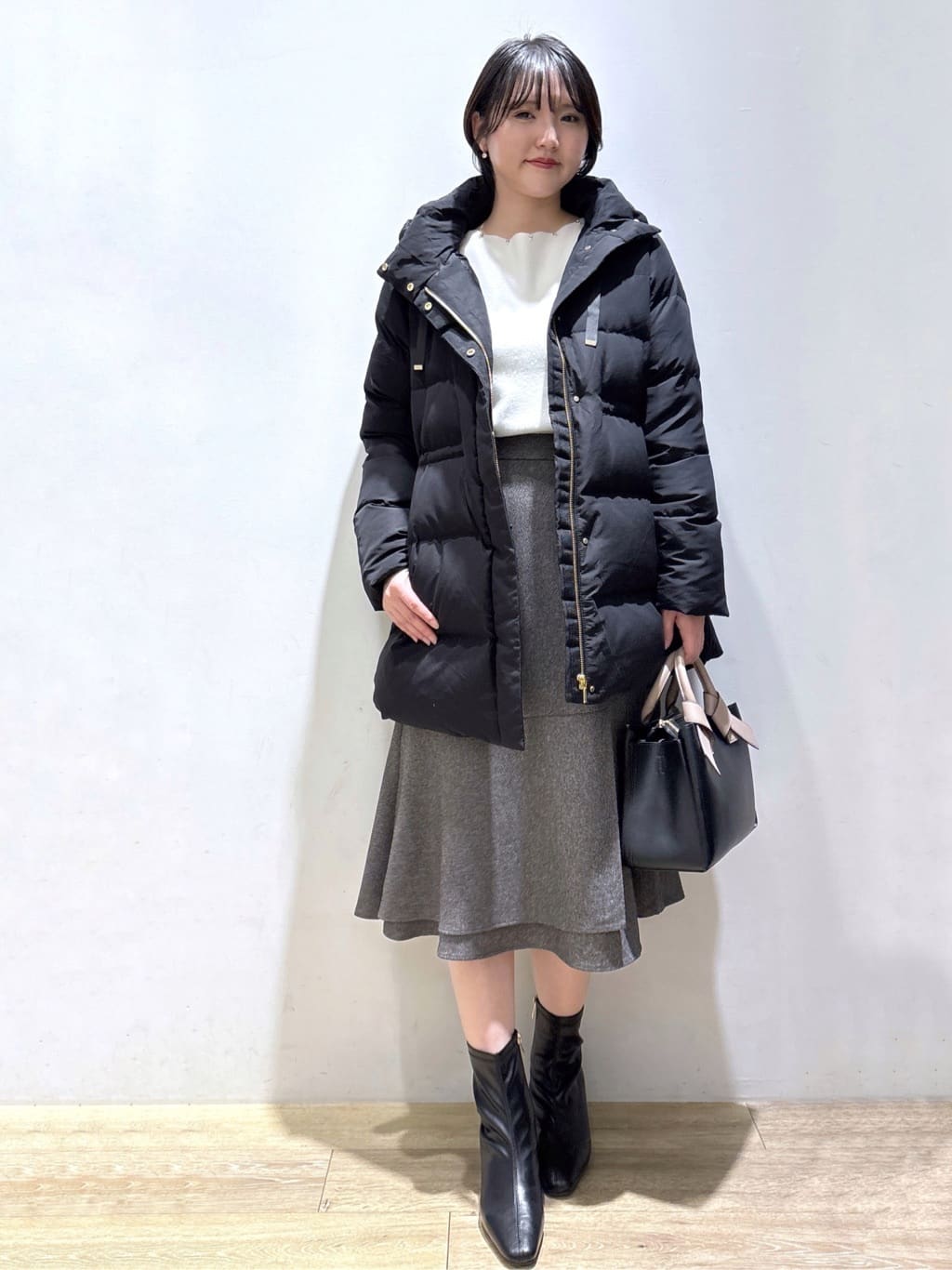 mizukiさんの「index｜KAWADAダウンドロストミドルコート【撥水／洗濯機OK／2WAY／静電気防止裏地】《XS～3L》」を使ったコーディネート