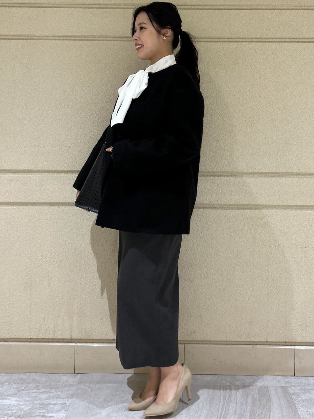 Momokaさんの「COUP DE CHANCE｜【手洗い可／日本製】シアーリボンブラウス」を使ったコーディネート