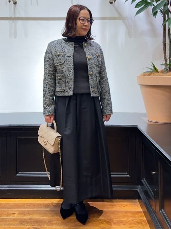 Asamiさんの「DRESSTERIOR｜シルクブレンドメリノウールリブプルオーバー」を使ったコーディネート