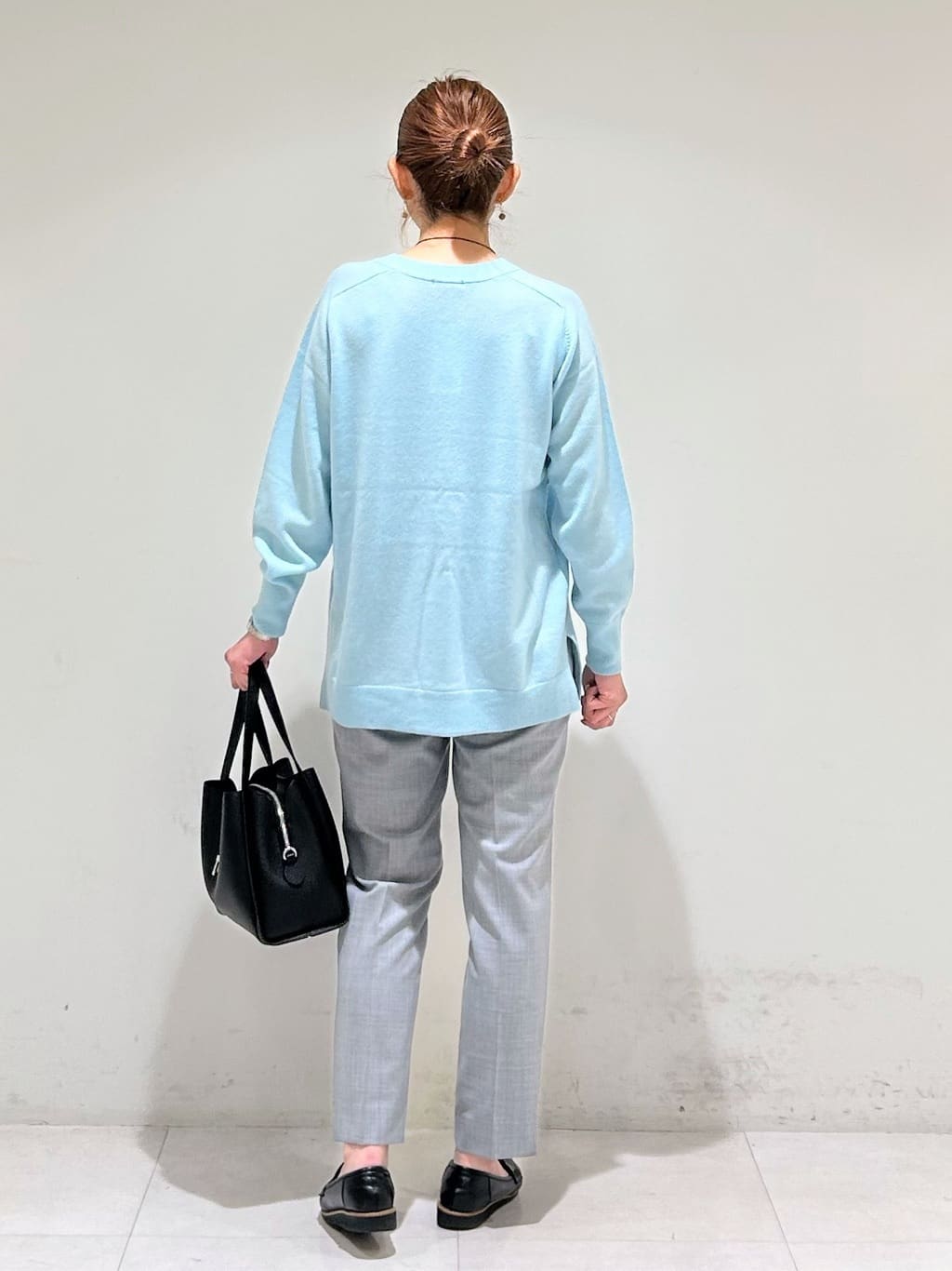 tsuyuさんの「INDIVI｜【軽量／ウール混】ライトフォルム ロングコート」を使ったコーディネート