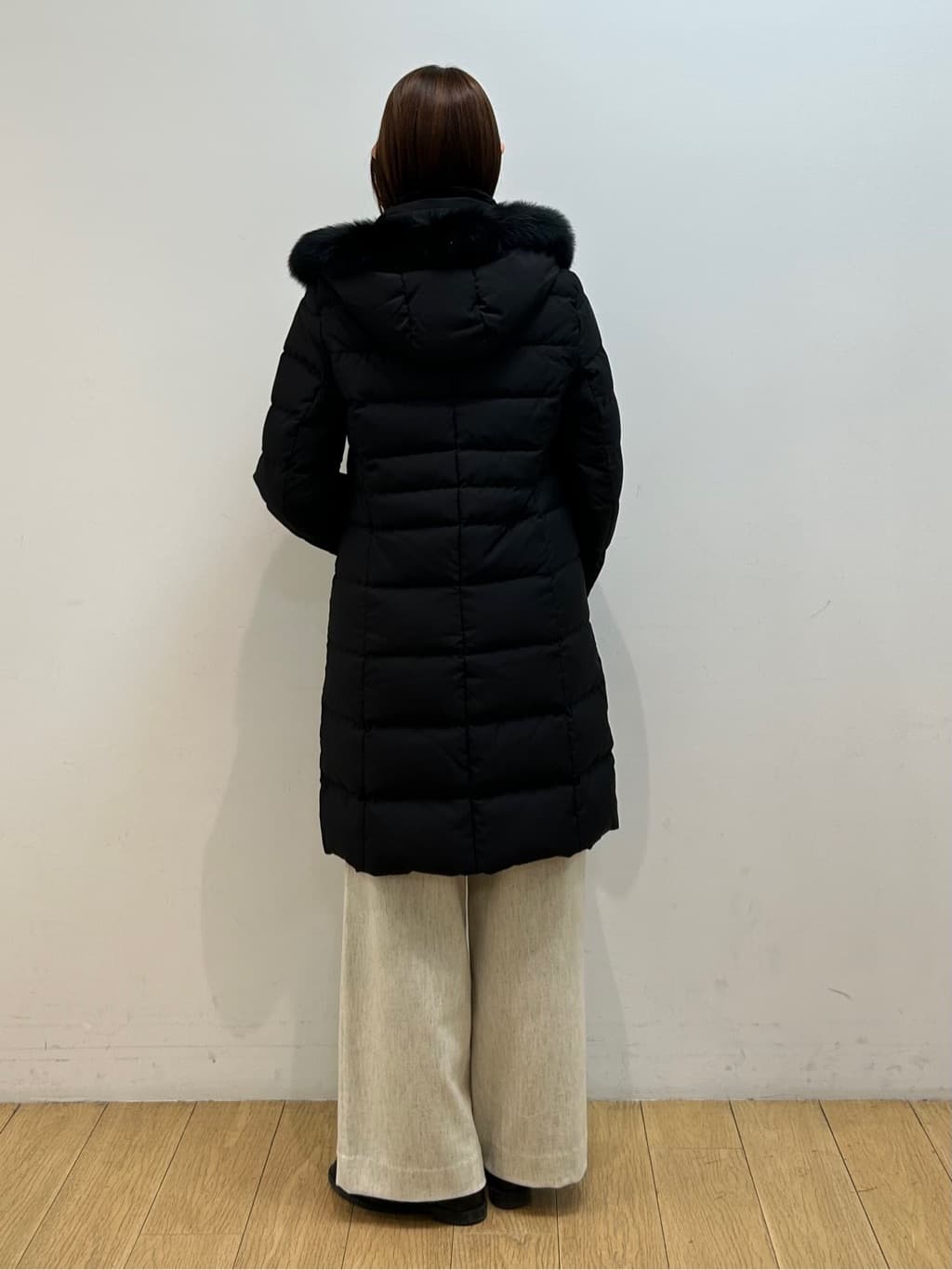 kozueさんの「INDIVI｜【冬ニット人気NO．1！／カシミヤ混】ミドルゲージハイネックニット」を使ったコーディネート