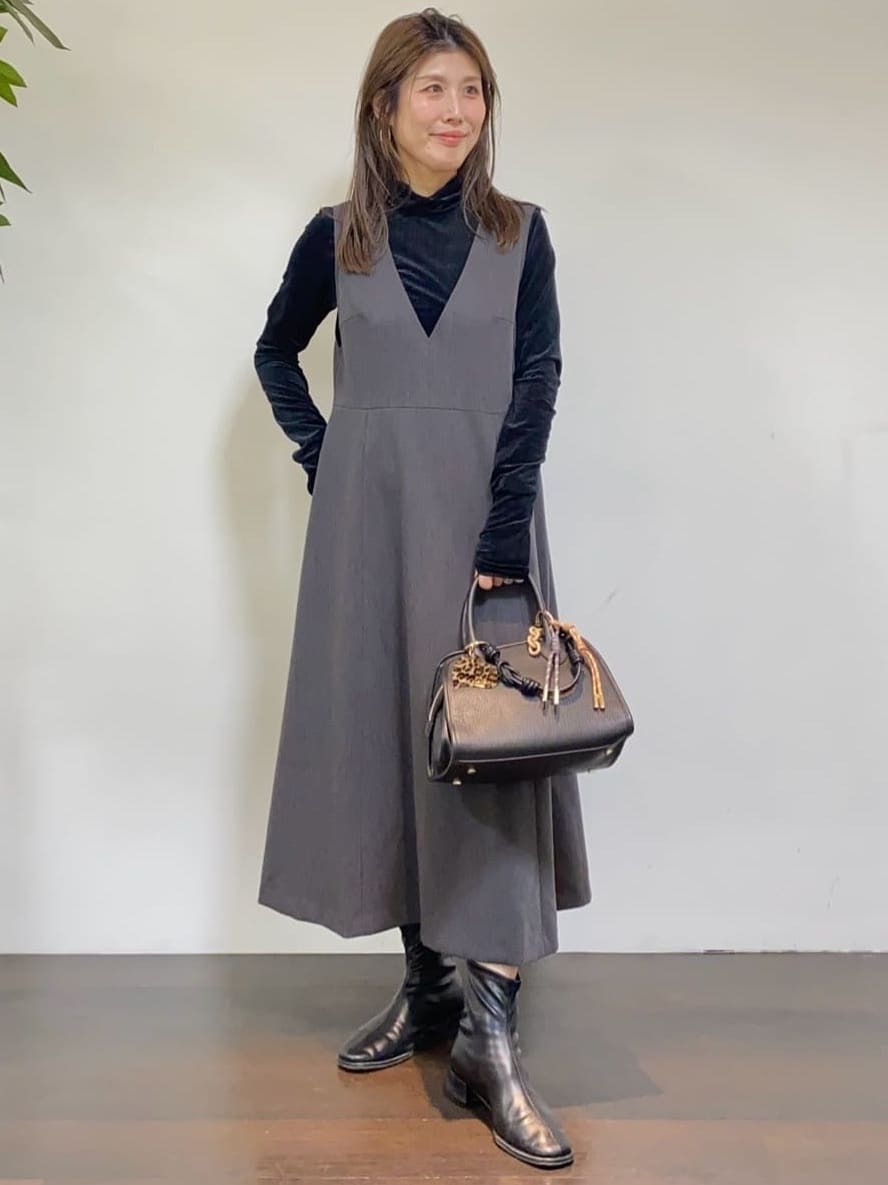 tomoさんの「UNTITLED｜【ハイネック/レイヤード/重ね着におすすめ】トリコットベロア シアーインナー」を使ったコーディネート