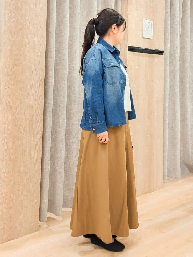 ふるさんの「grove｜最終お値下げ！！【洗える/毛玉軽減】天竺ラグランスリーブプルオーバー」を使ったコーディネート
