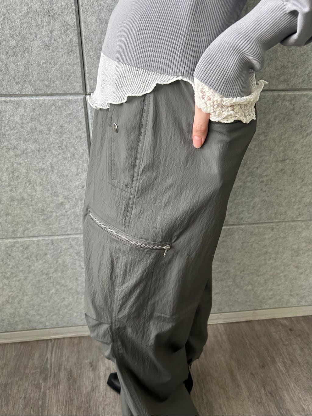 honoka Aさんの「CODE A｜V pullover knit」を使ったコーディネート