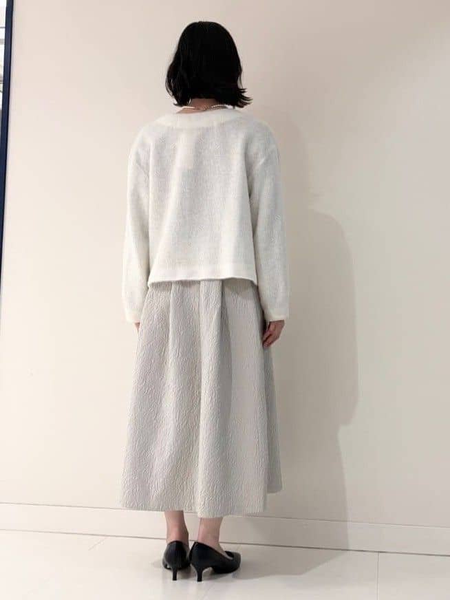 サオリさんの「UNTITLED｜【ジャケット風/メタルボタン】アルパカ混シャギーカーディガン」を使ったコーディネート