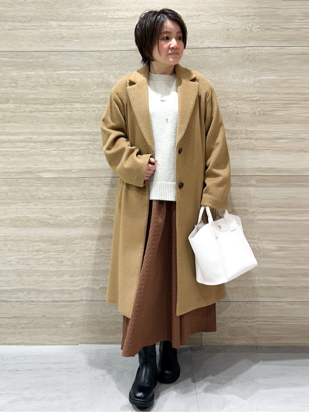 NAMIさんの「OPAQUE.CLIP｜カシミヤブレンドウールチェスターコート」を使ったコーディネート