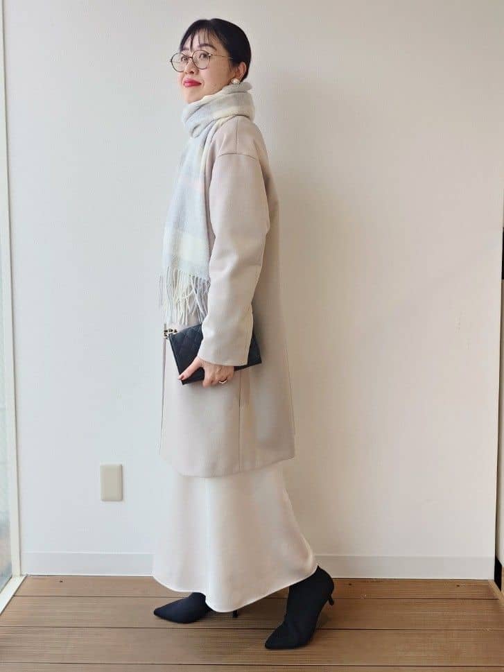 MUTSUKOさんの「UNTITLED｜【ゆったり】アルパカ混シャギーニット」を使ったコーディネート
