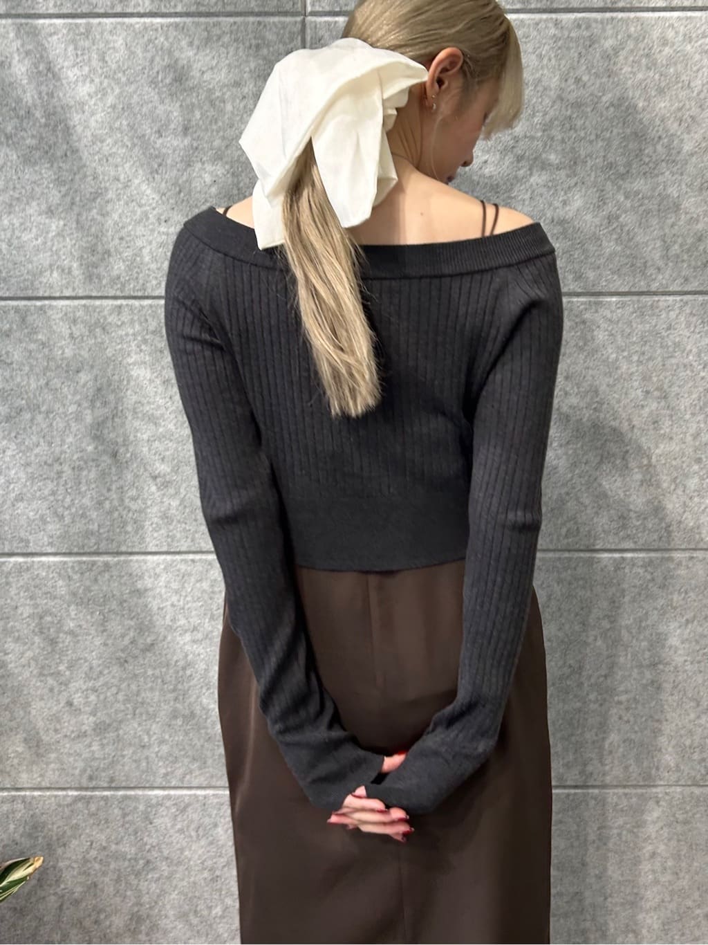 honoka Aさんの「CODE A｜short cardigan」を使ったコーディネート