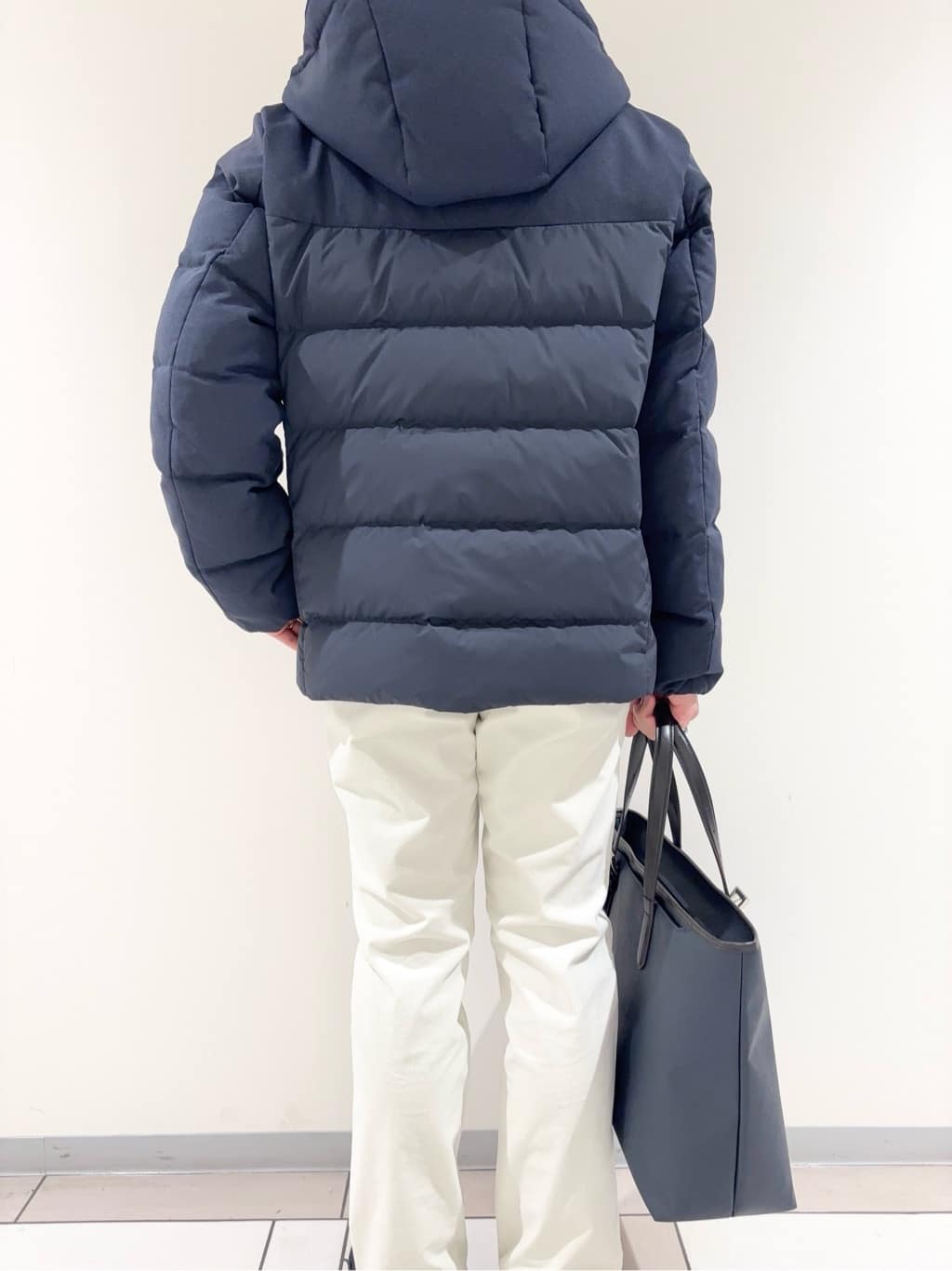 及川さんの「TAKEO KIKUCHI｜カラーコンビ ダウンブルゾン」を使ったコーディネート