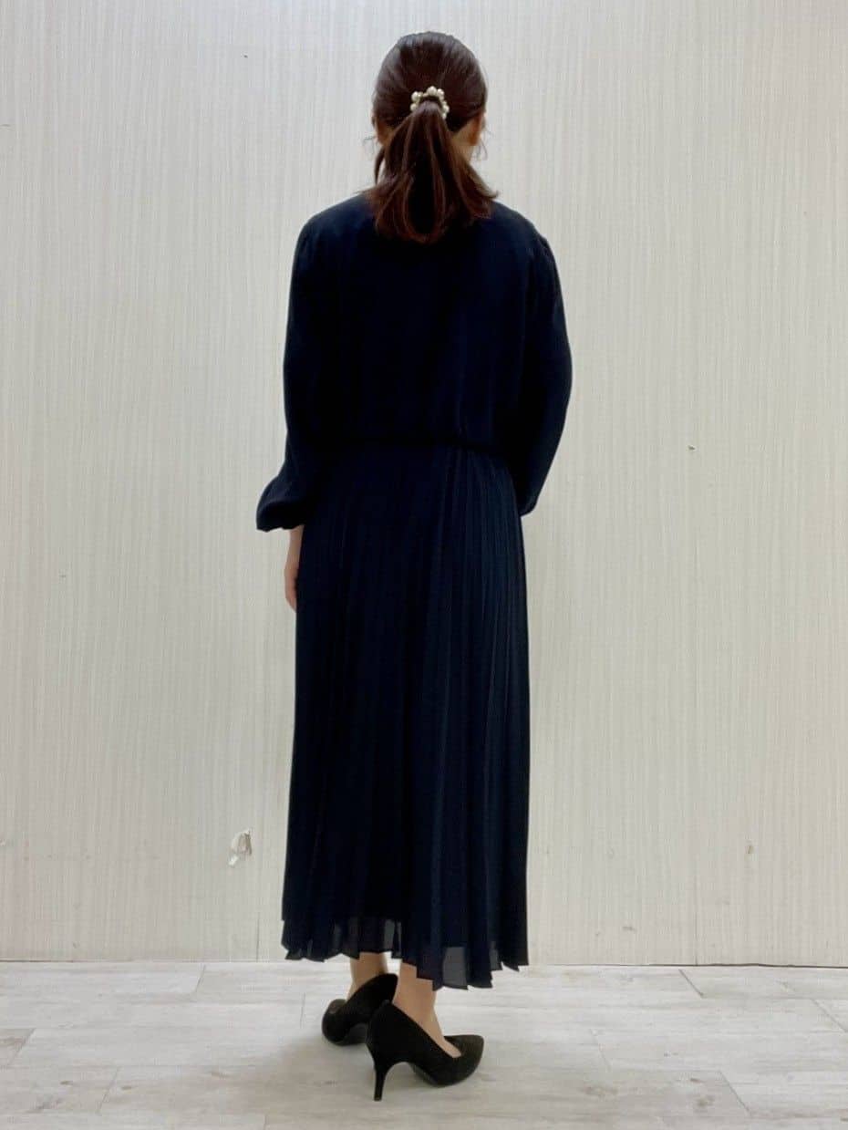Mさんの「UNTITLED｜【フォーマル/洗える】ボウタイ プリーツワンピース」を使ったコーディネート