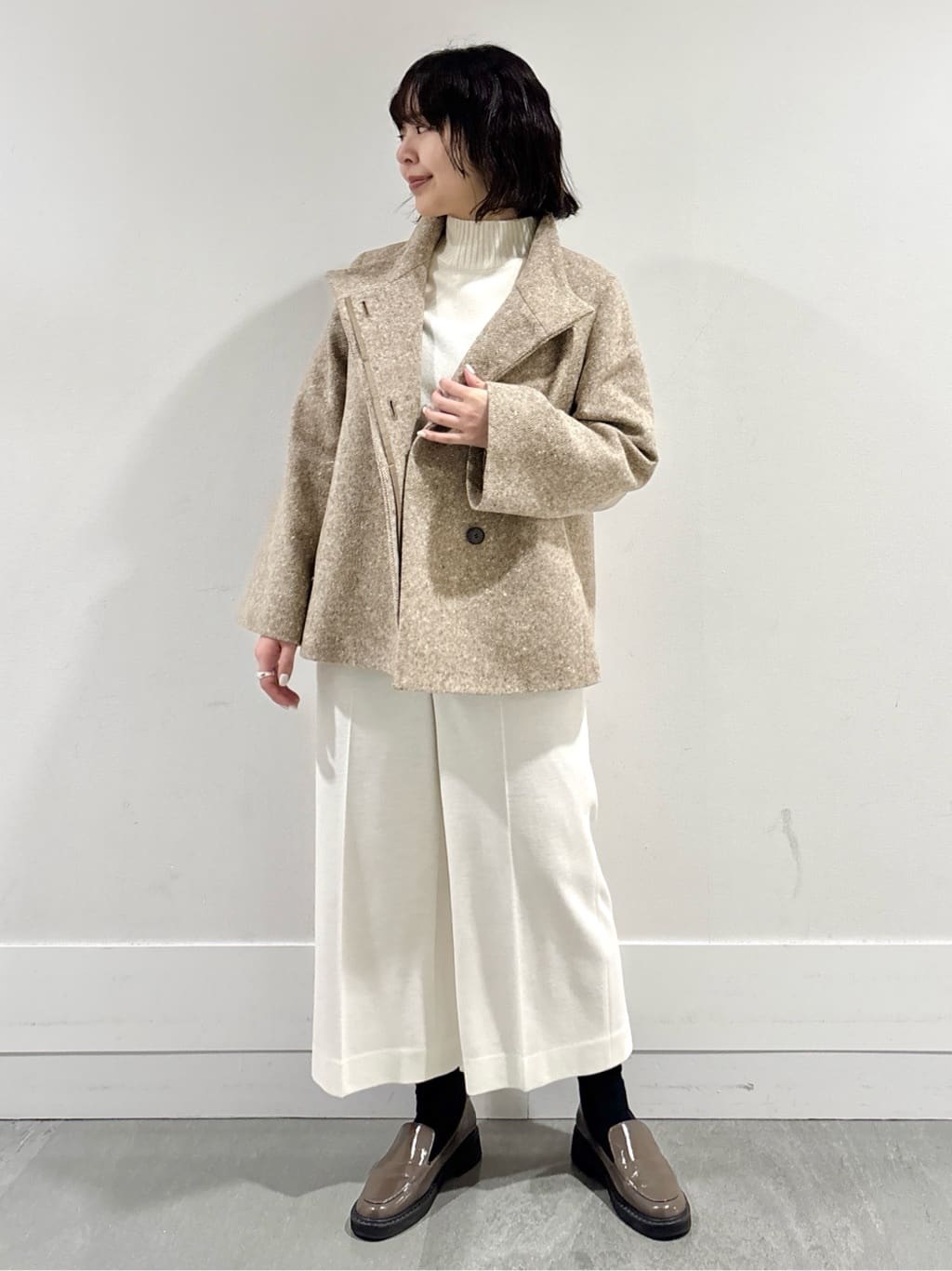モエカさんの「UNTITLED｜【スタンドカラー/オンオフ使える】クラシカルツイードコート」を使ったコーディネート