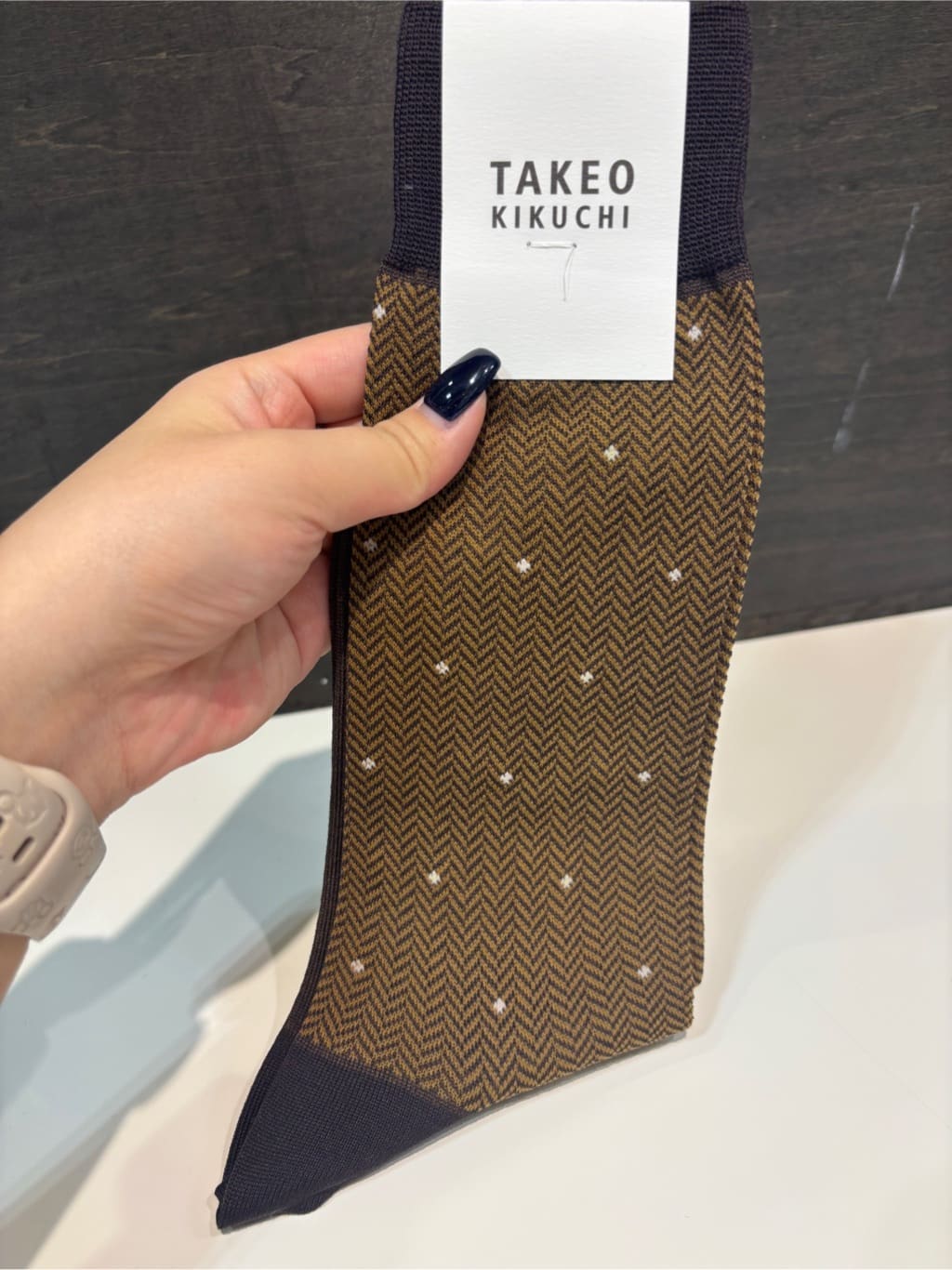 ヒナさんの「TAKEO KIKUCHI｜へリンボン小花ドレスソックス」を使ったコーディネート