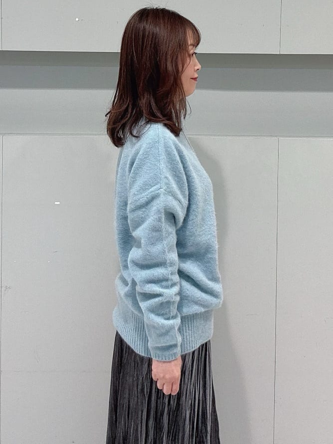 makiさんの「UNTITLED｜【大人な品格/ふわふわニット】フォックスカシミヤ コクーンニット」を使ったコーディネート