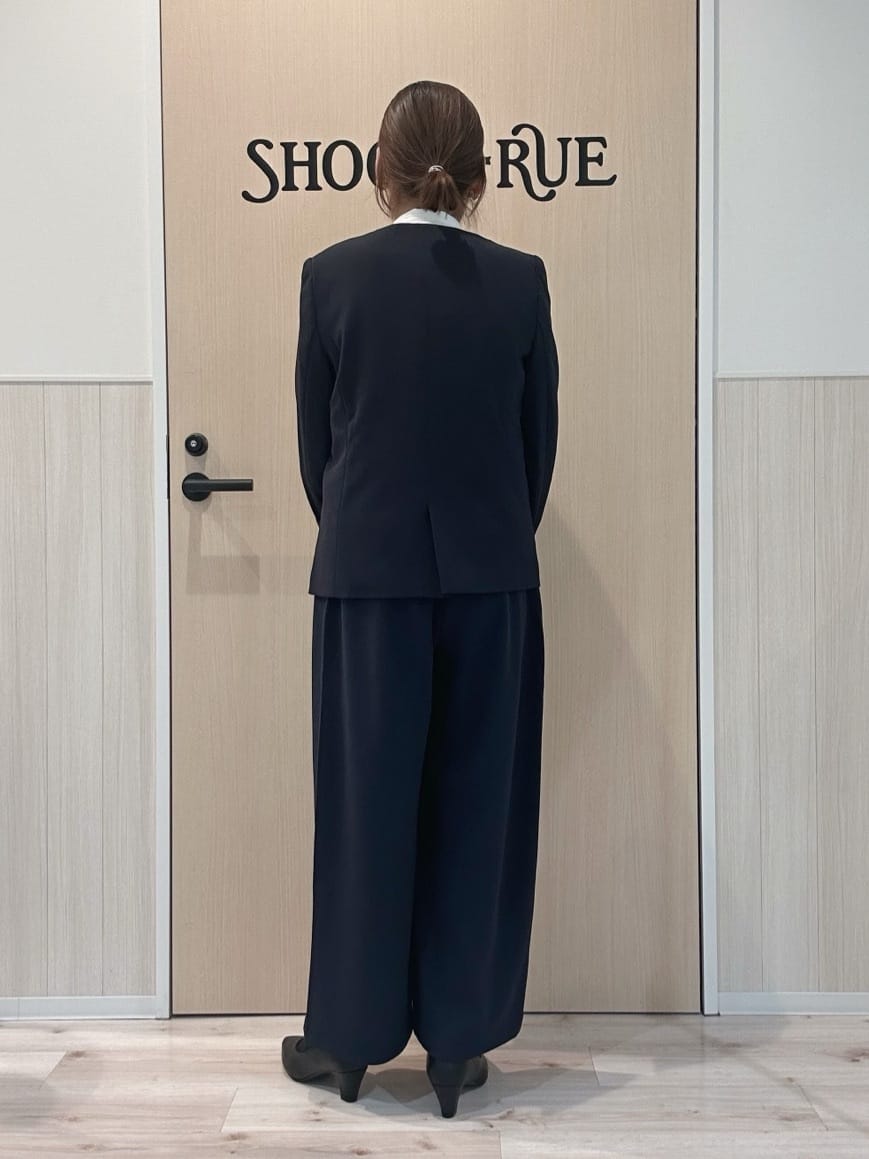 funafunaさんの「SHOO･LA･RUE｜【洗濯機可/セットアップ可/S-3L】きちんと楽に。カットジョーゼットノーカラージャケット」を使ったコーディネート