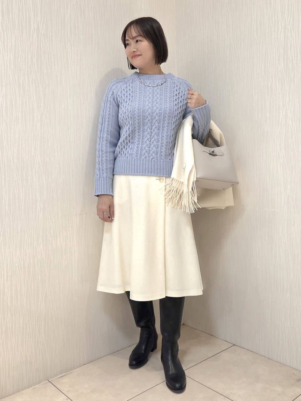 naokoさんの「UNTITLED｜【ミディ丈/軽やか】セミラグランリバー コート」を使ったコーディネート