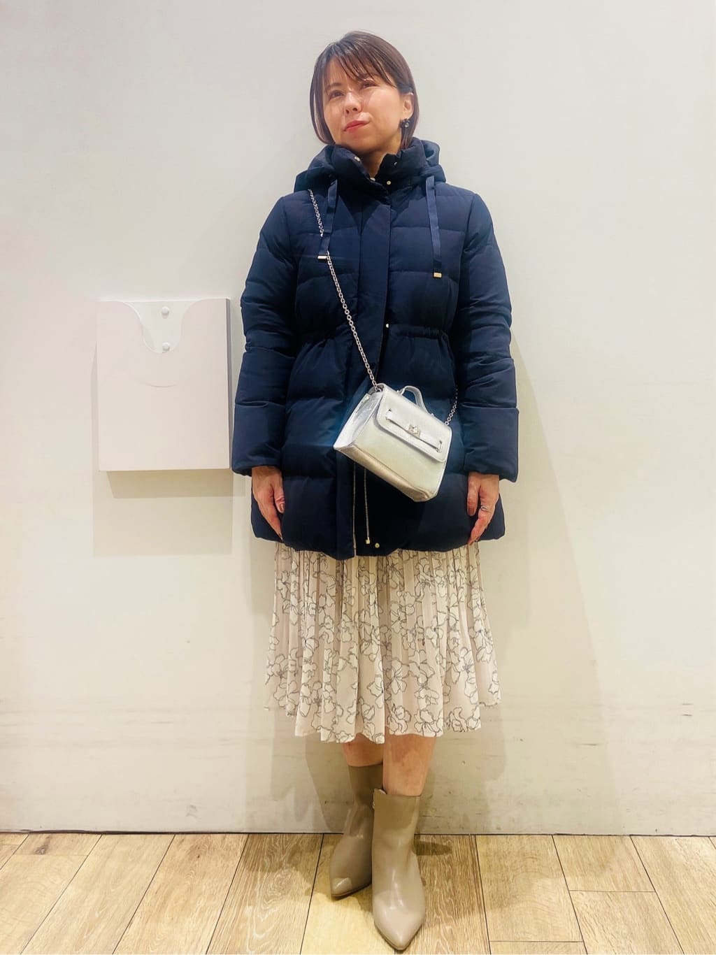 YUKOさんの「index｜KAWADAダウンドロストミドルコート【撥水／洗濯機OK／2WAY／静電気防止裏地】《XS～3L》」を使ったコーディネート