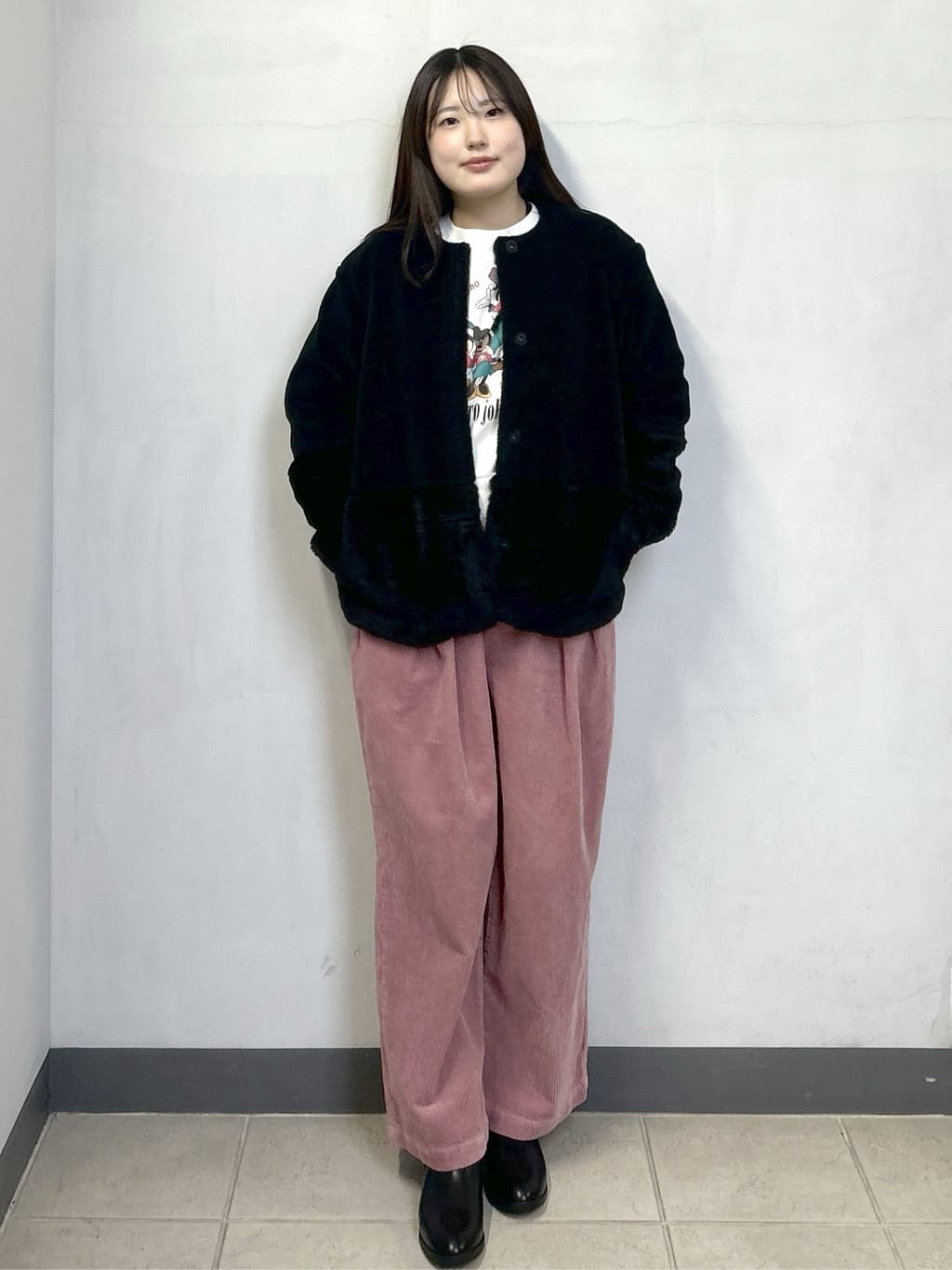 sayaさんの「OPAQUE.CLIP｜フェイクボア切替ショートコート」を使ったコーディネート