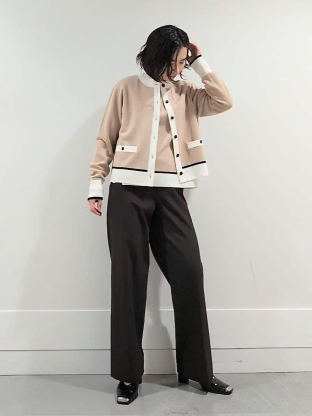 ミズタさんの「UNTITLED｜【アンサンブル可/ジャケット風】ウールミラノリブカーディガン」を使ったコーディネート