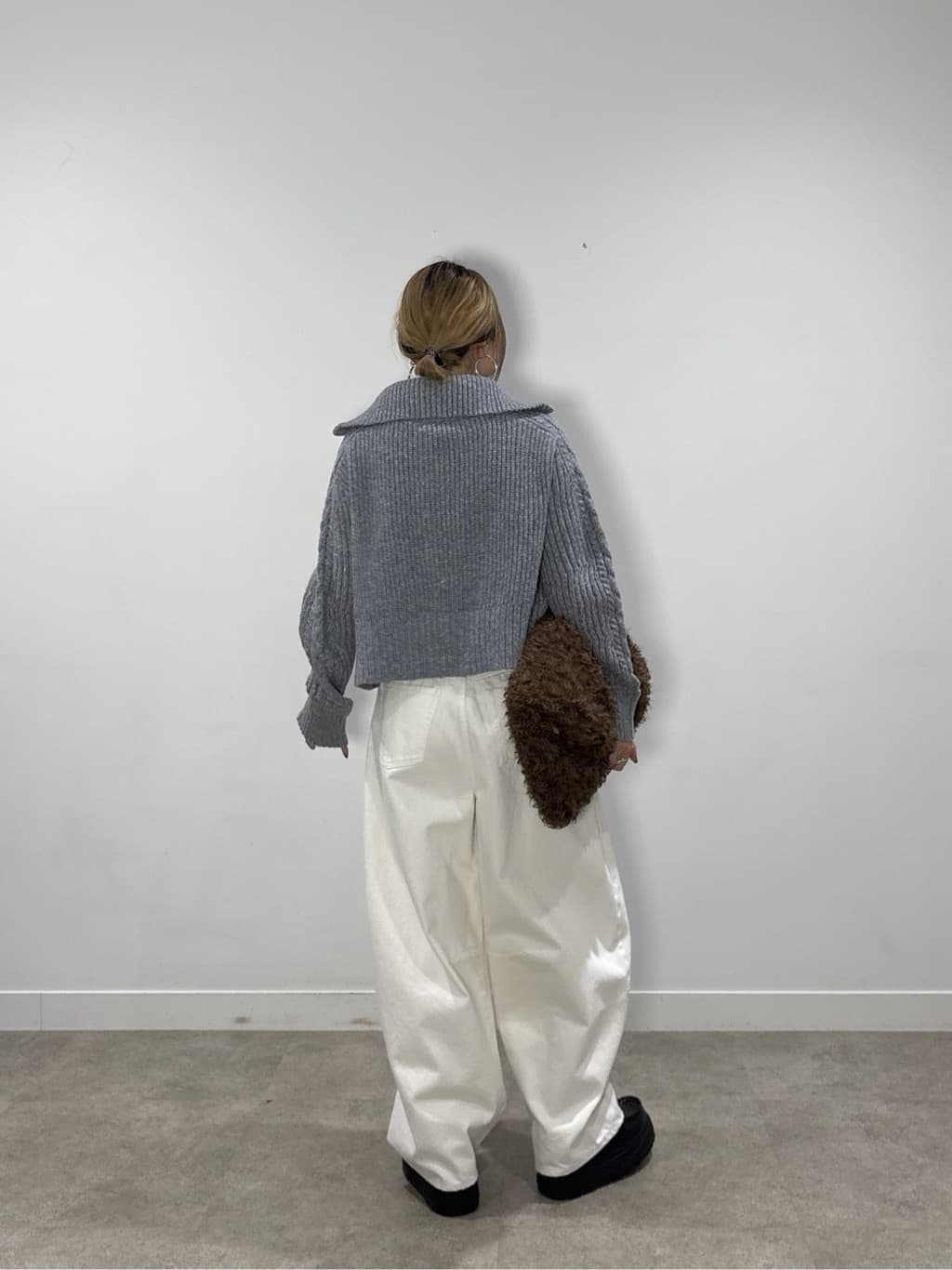 kotakiさんの「INDIVI｜バレルデニムパンツ」を使ったコーディネート