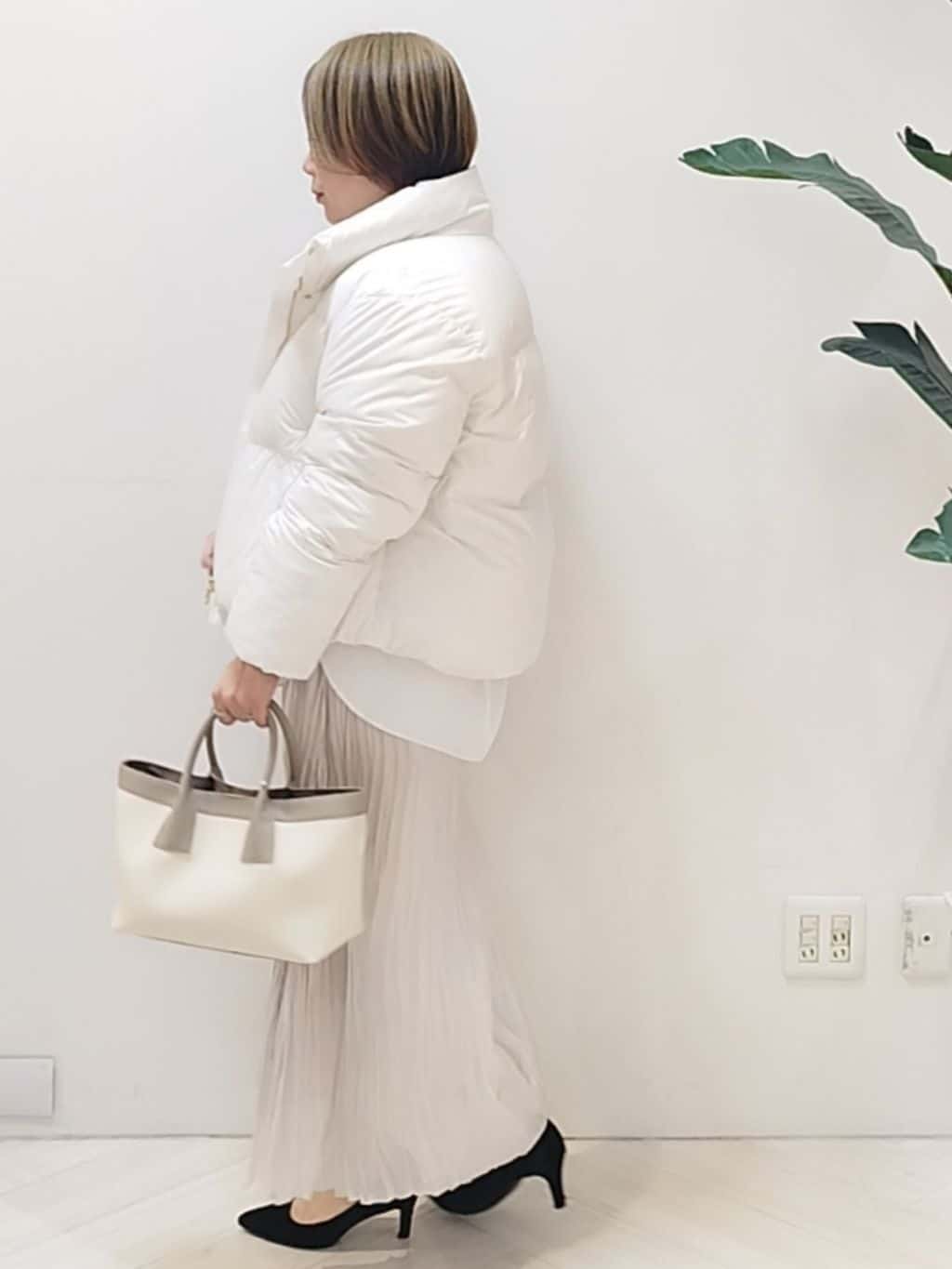 s u g iさんの「UNTITLED｜【トレンド/撥水機能/防寒】ショートダウンコート」を使ったコーディネート