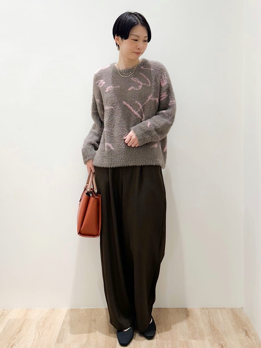yurieさんの「OPAQUE.CLIP｜アート柄シャギーニット【洗濯機OK】」を使ったコーディネート