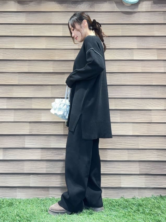 himiさんの「SHOO･LA･RUE｜【洗濯機可/毛玉レス】上品に体型カバー チュニックニットワンピース」を使ったコーディネート