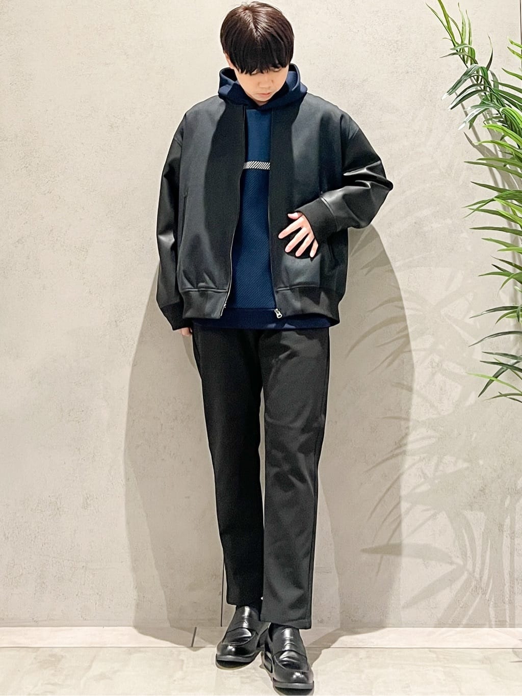 SHI-MAさんの「THE SHOP TK｜【1ランク上の大人カジュアルに】異素材コンビ リブブルゾン」を使ったコーディネート