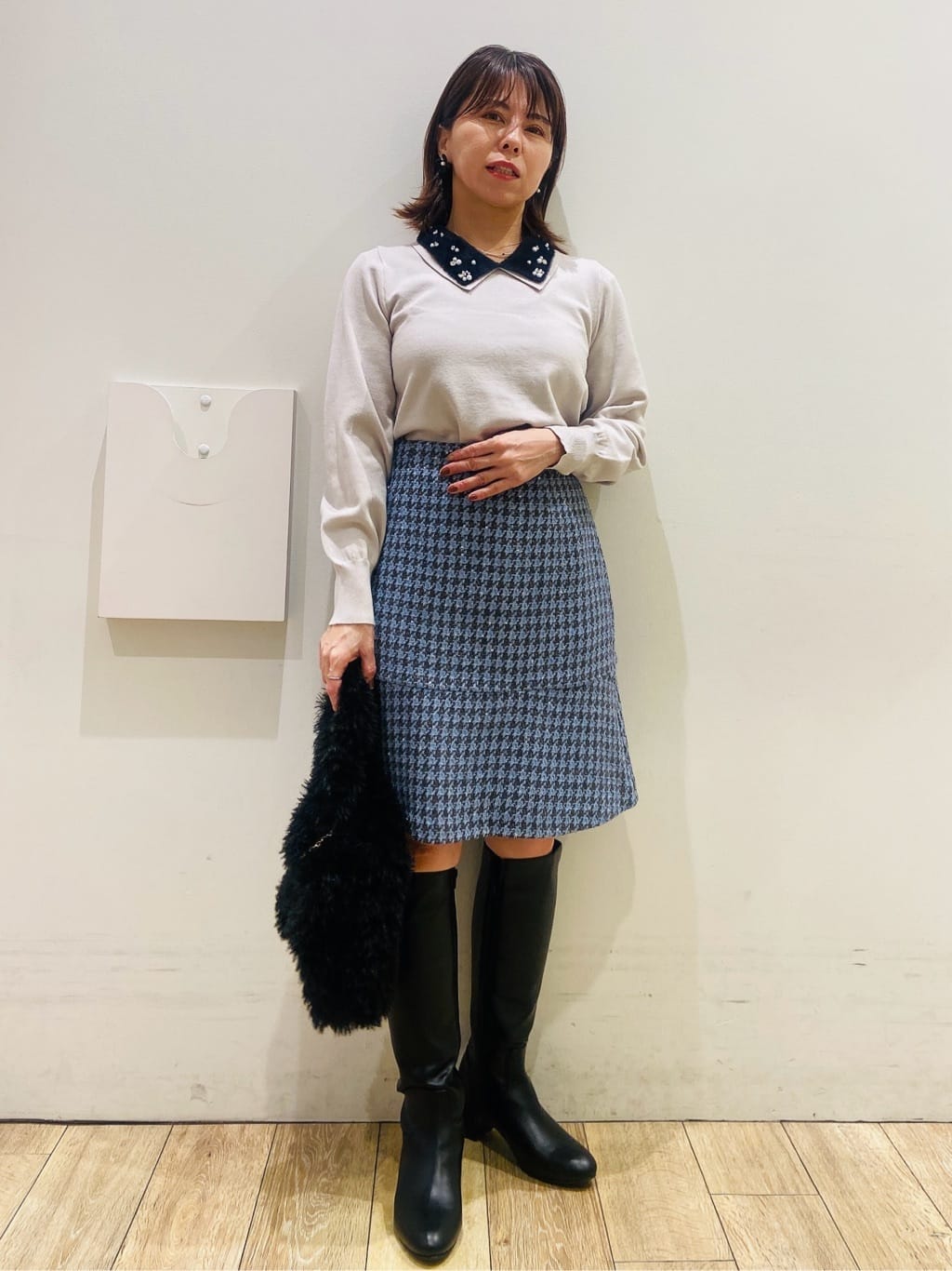 YUKOさんの「index｜ラメスパンコール千鳥柄ペプラムミニスカート【洗濯機OK／イージーアイロン】」を使ったコーディネート