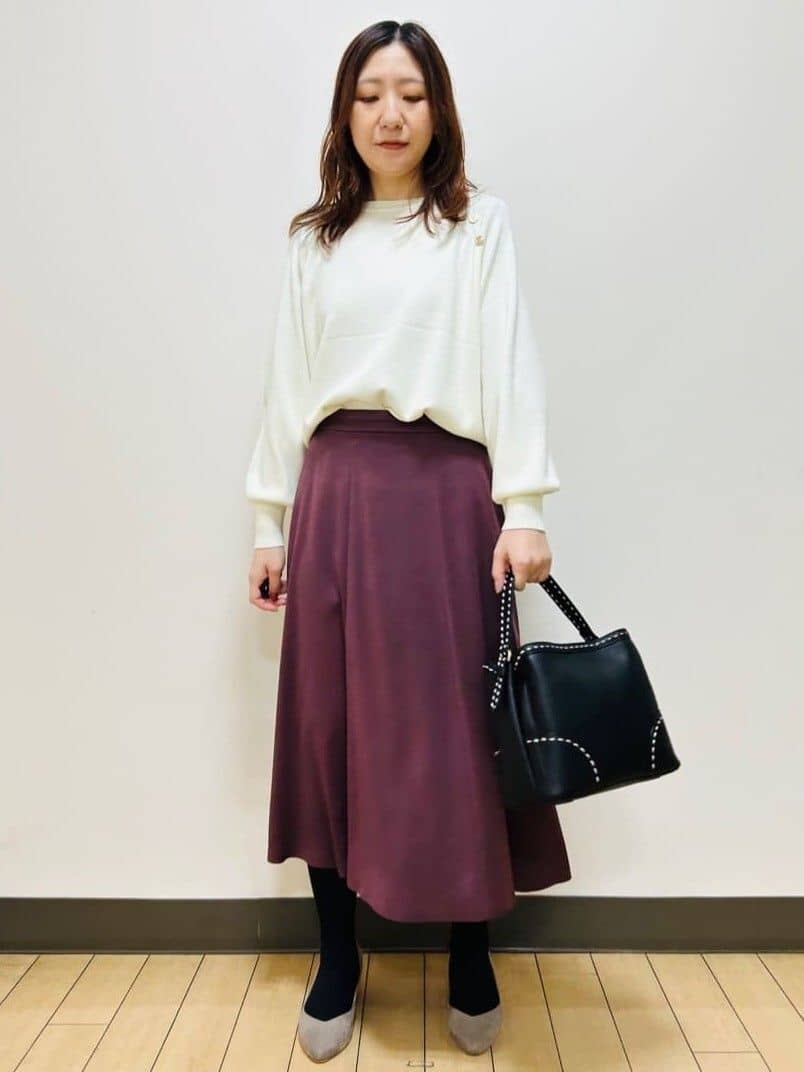 miiiさんの「Reflect｜【ゆったり着られる◎】ラグランスリーブニット」を使ったコーディネート