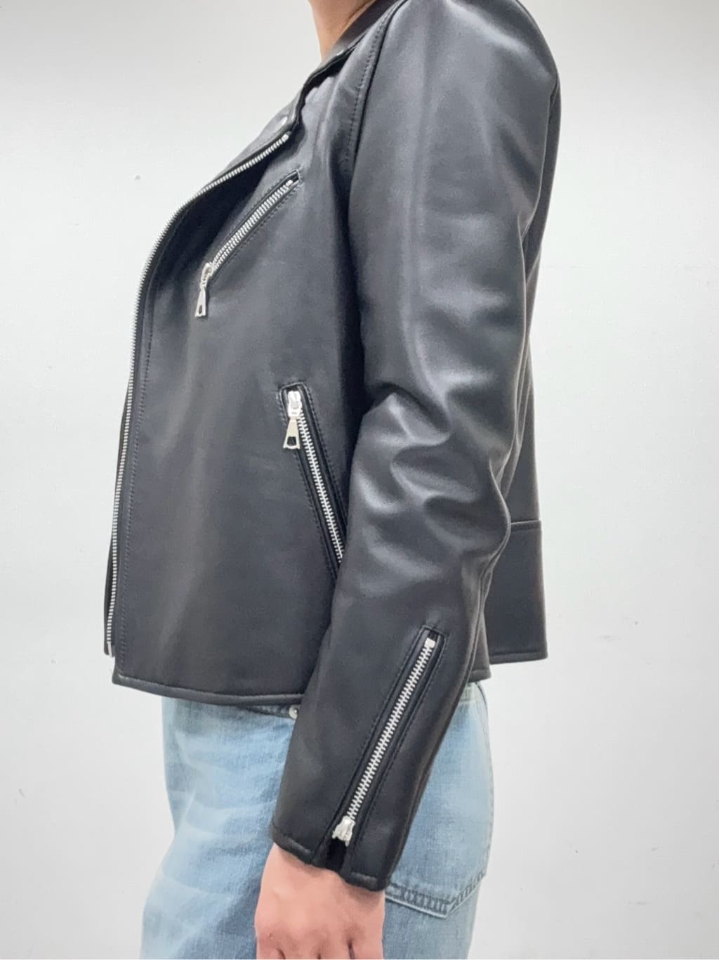 BUNさんの「DRESSTERIOR｜【本革】レザーダブルライダース」を使ったコーディネート