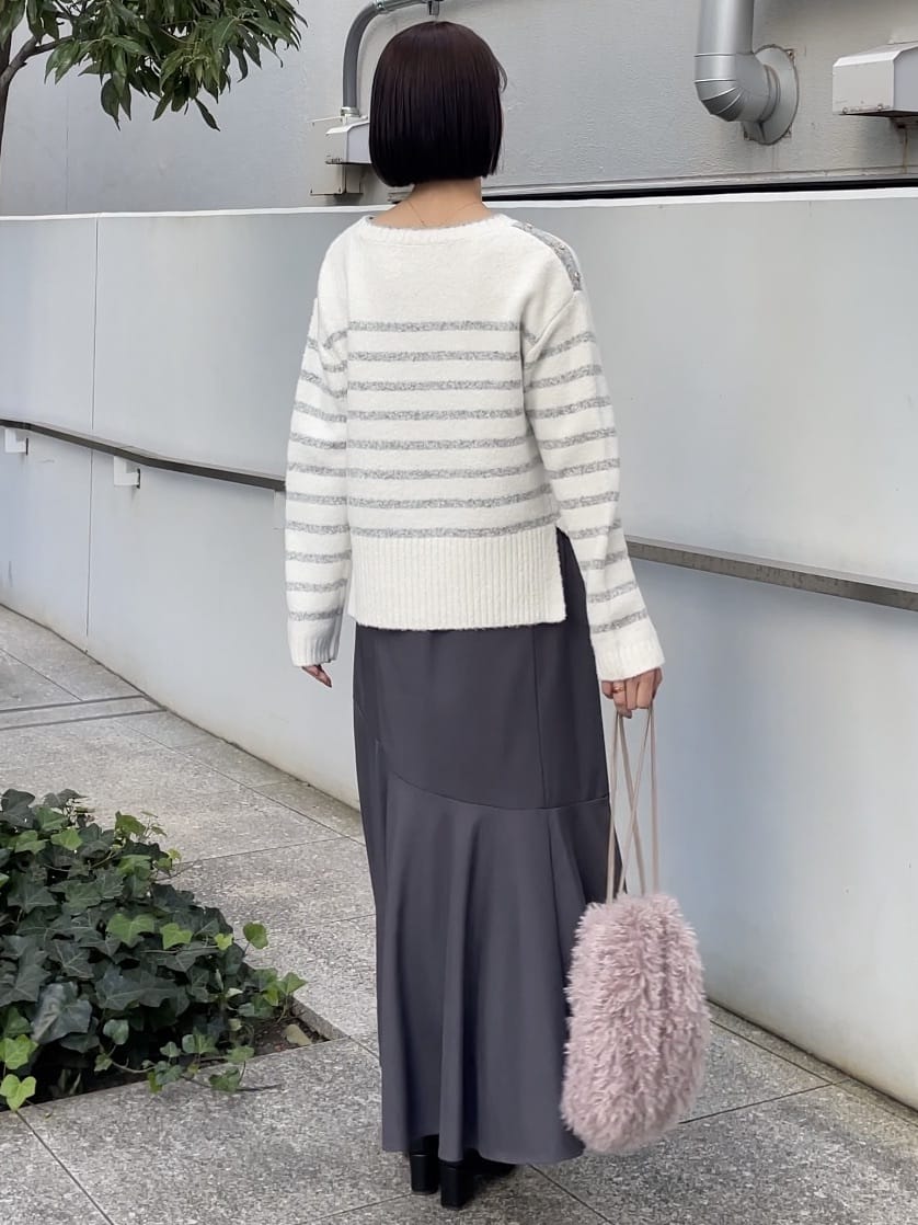 NATSUMIさんの「grove｜ボーダーブークレーニット」を使ったコーディネート
