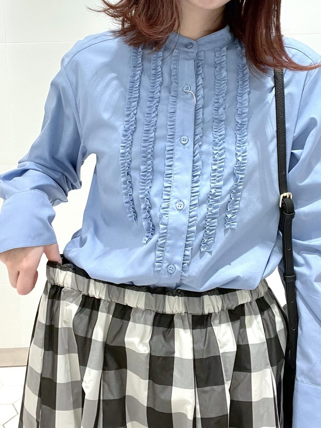 Makinoさんの「Dessin｜シャンブレースプリングコート」を使ったコーディネート