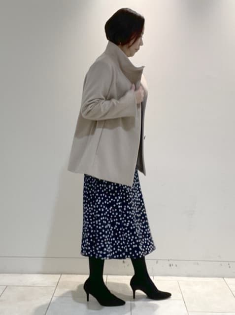 フミさんの「Reflect｜【SS-4Lサイズ／衿が顔に当たらない◎】スタンドネックミドルコート」を使ったコーディネート