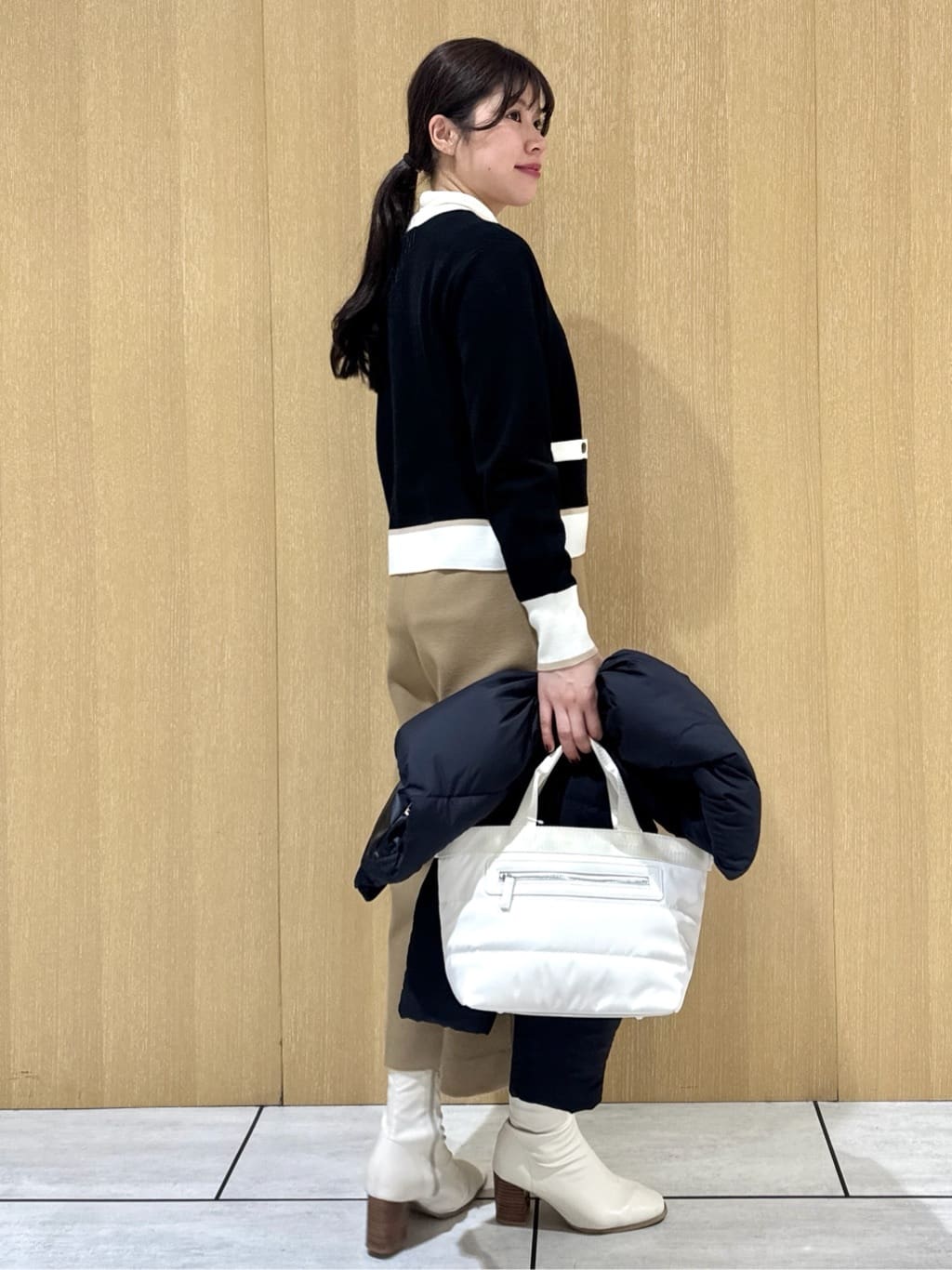 nanaさんの「UNTITLED｜【トレンド/撥水機能/防寒】ショートダウンコート」を使ったコーディネート