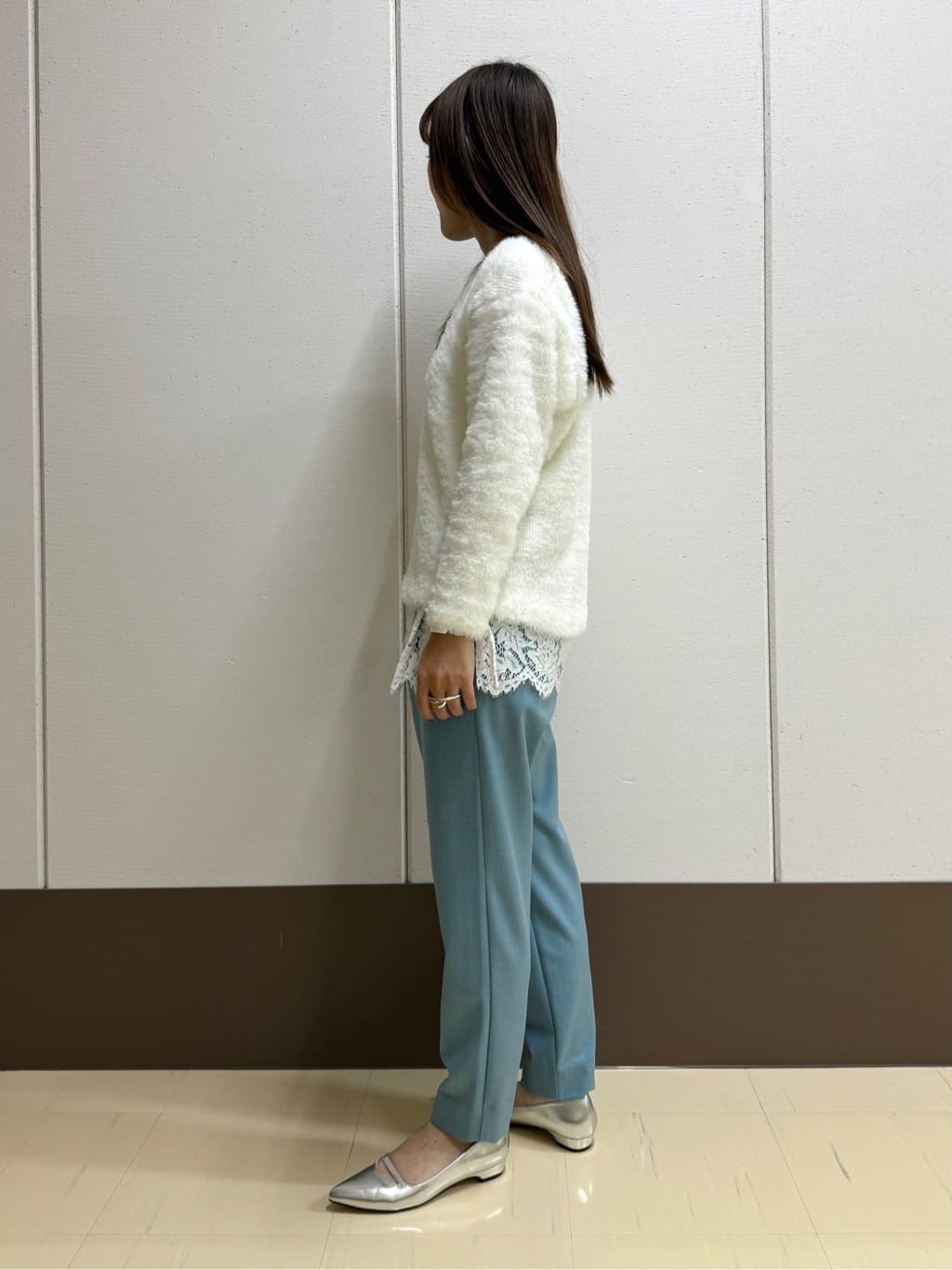 mamiさんの「INDIVI｜【洗える】エアリーシャギートップス」を使ったコーディネート