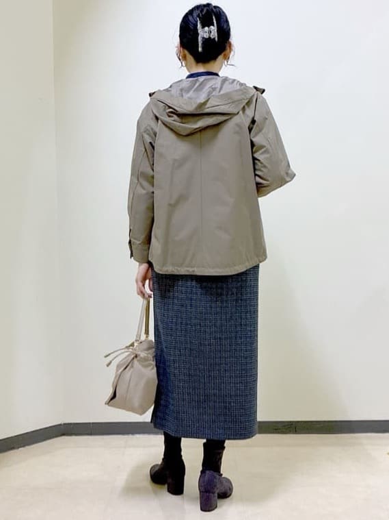  beni_gingerさんの「Reflect｜【さらっと一枚で決まる／重ね着にもおすすめ◎】タックスリーブシャツブラウス」を使ったコーディネート