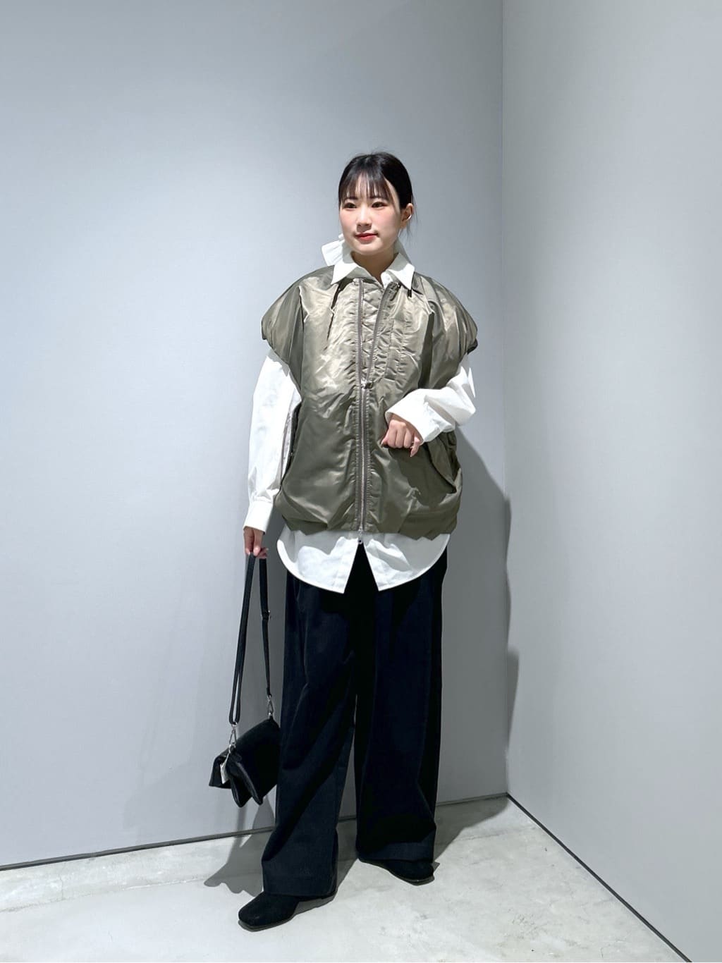Renoさんの「INDIVI｜ビッグシュシュ」を使ったコーディネート