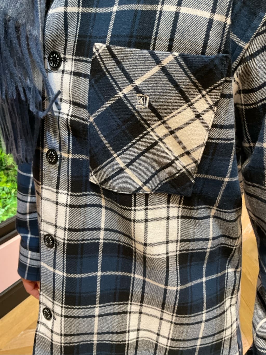 Nagaseさんの「DRESSTERIOR｜リバーシブルカシミヤマフラー」を使ったコーディネート