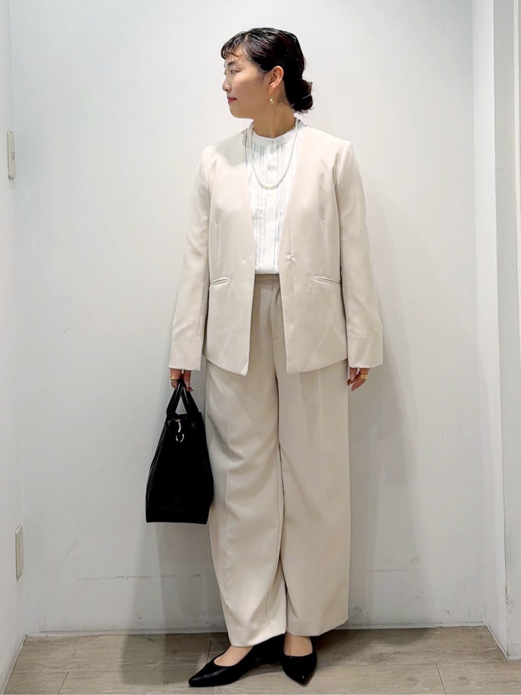 sumicaさんの「OPAQUE.CLIP｜《通勤／セットアップ対応》 Vネックジャケット／ダブルクロス【洗濯機OK】」を使ったコーディネート