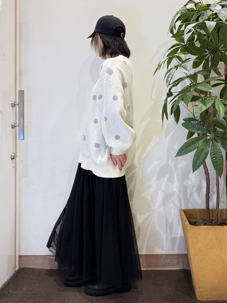 misakiさんの「SHOO･LA･RUE｜【洗濯機可】セレモニーからデイリーまで ふんわり軽やか チュールギャザースカート」を使ったコーディネート