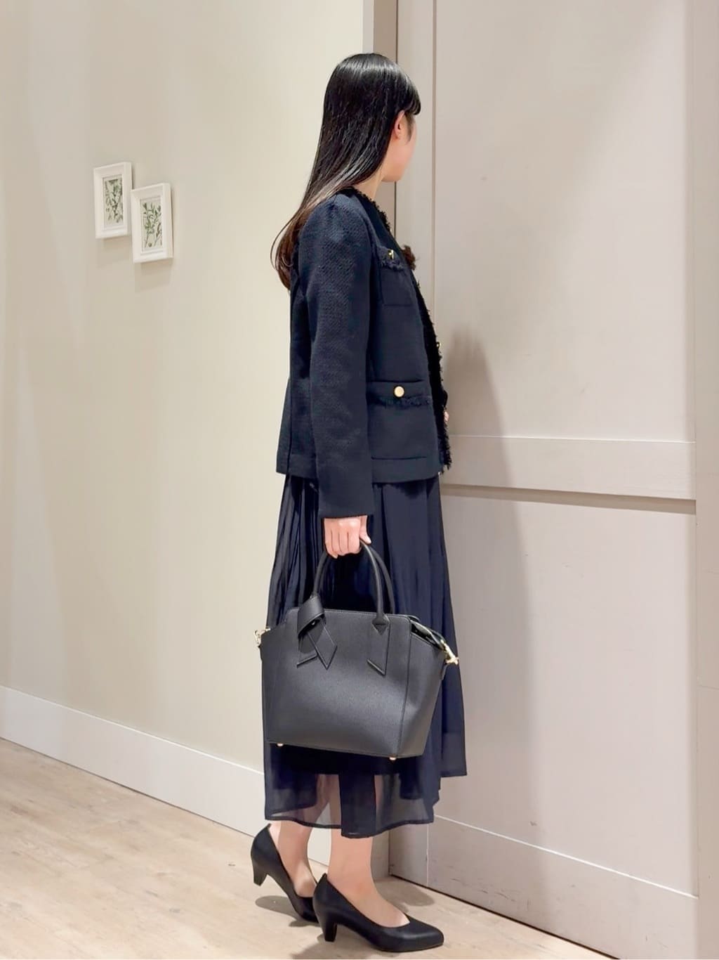 Mayuさんの「grove｜【ハレの日・通勤】きちんとからカジュアルまで着回せる、ミドル丈ツイードジャケット」を使ったコーディネート