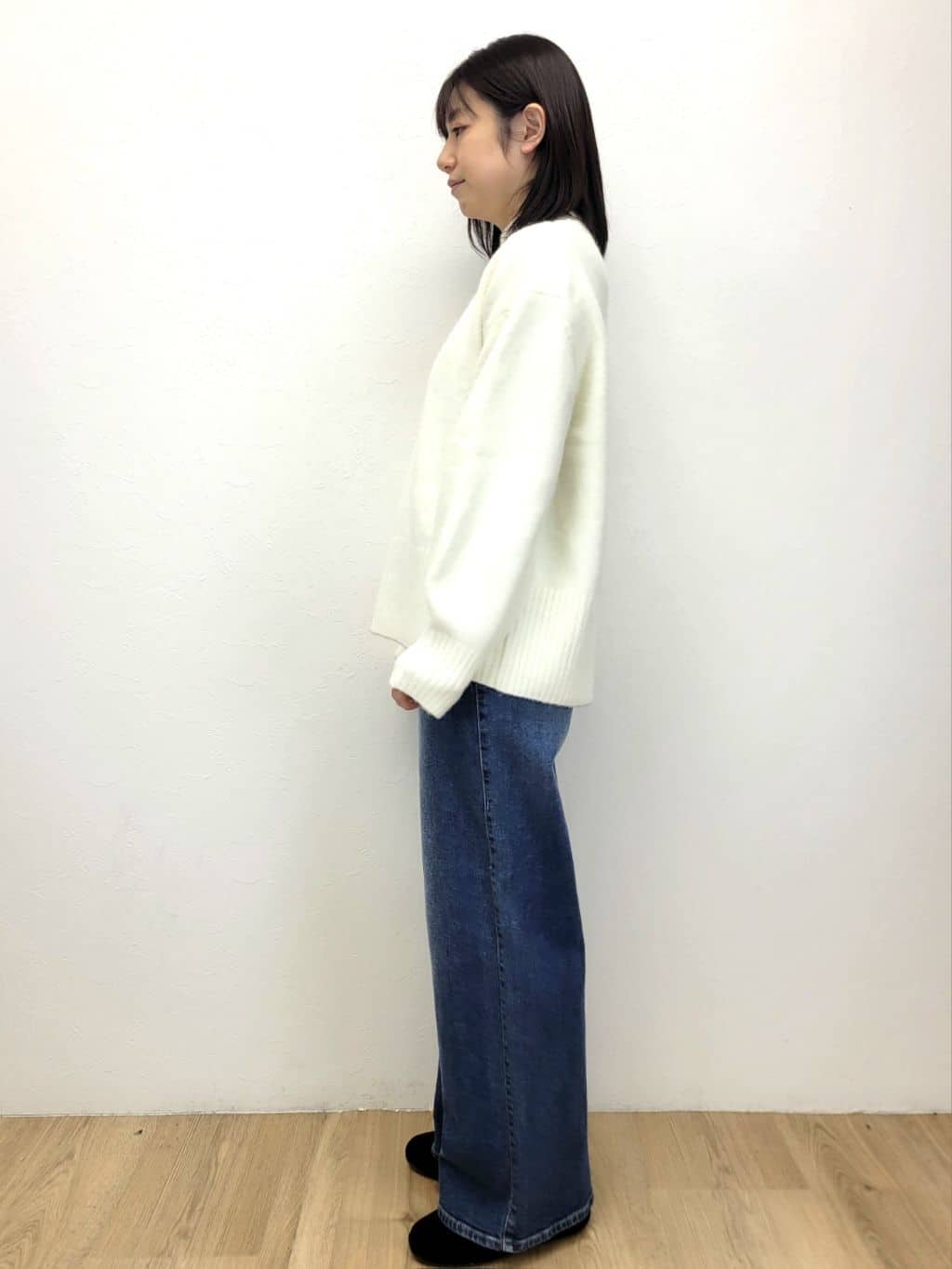 LISAさんの「OPAQUE.CLIP｜カシミヤブレンドウールミドルピーコート」を使ったコーディネート