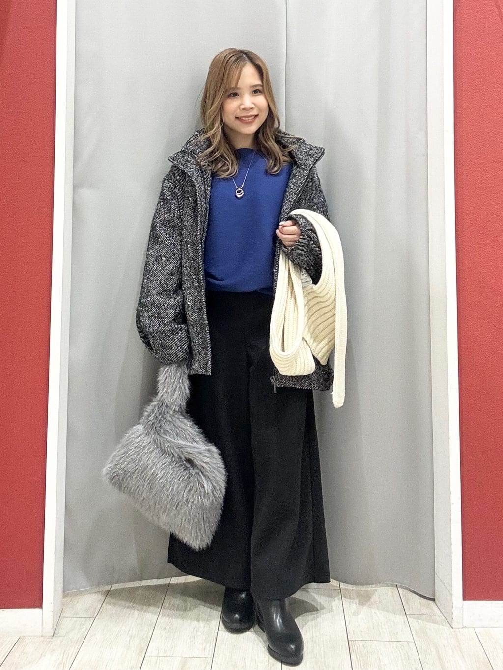 shioさんの「SHOO･LA･RUE｜【洗濯機可】美脚見え あったか圧縮ニット ガウチョパンツ」を使ったコーディネート